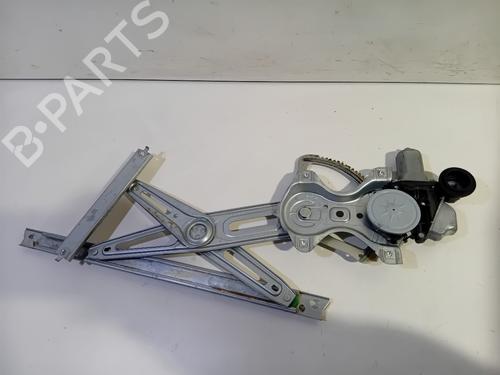 Rudehejsemekanisme ventre foran TOYOTA YARIS (_P13_) 1.5 Hybrid (NHP130_, NHP130) (101 hp) 30567103