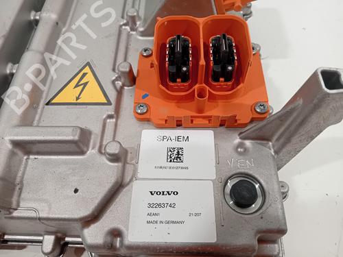 Inwerter / Konwerter VOLVO XC60 II (246) T6 Plug-In Hybrid AWD | BP30907851M119