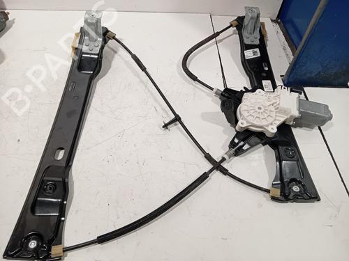 Vindusheismekanisme høyre foran Vindusheismekanisme høyre foran FORD FOCUS III Turnier 1.6 Ti (105 hp) 33758673 33758673