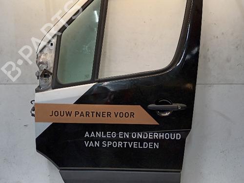 Used Left front door MERCEDES-BENZ SPRINTER 3,5-t Van (B906) 313 CDI (906.631, 906.633, 906.635, 906.637) (129 hp) 29175604
