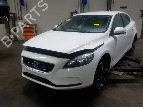 VOLVO V40 Hatchback (525) D4 1720150