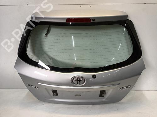 Porton trasero TOYOTA YARIS (_P13_) 1.3 (NSP130_, NSP130) (99 hp) 33003569