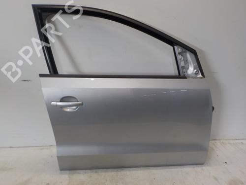 Dør højre fortil Dør højre fortil VW POLO V (6R1, 6C1) 1.4 TDI (75 hp) 36139949 36139949
