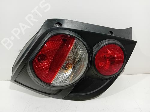 Used Left taillight CHEVROLET AVEO Hatchback (T300) 1.2 (69 hp) 15737842