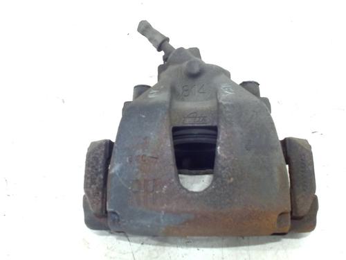 right-front-brake-caliper-volvo-v40-hatchback-525-d2-2012-2013-2014-2015-2016-2017-2018-2019-11787217 main image
