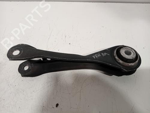 Højre bagtil bærearm MERCEDES-BENZ GLA-CLASS (X156) GLA 250 4-matic (156.946) (211 hp) 33003531