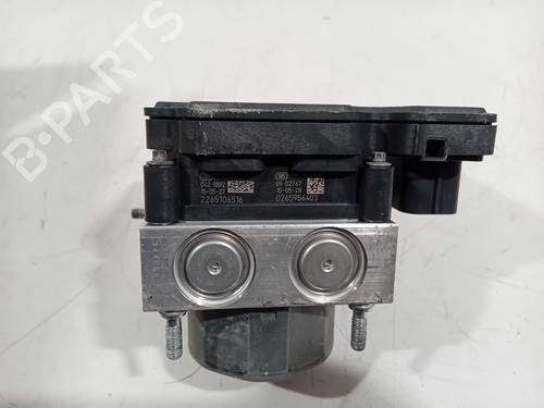 ABS pump RENAULT CAPTUR I (J5_, H5_) 0.9 TCe 90 | BP31018136M43