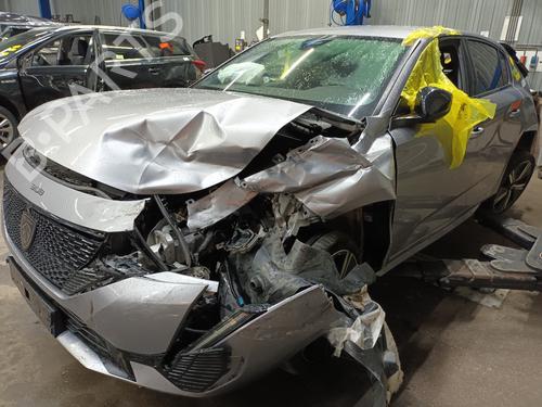 Gebruikte PEUGEOT 308 III (FB_, FH_, FP_, F3_, FM_) PureTech 130 (FPHNSL, FPHNST) 4988179 Onderdelen