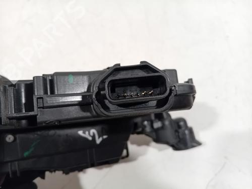 Front left lock RENAULT CAPTUR I (J5_, H5_) 0.9 TCe 90 | BP31018139C98