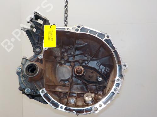 Używane Skrzynia biegów PEUGEOT 208 I (CA_, CC_) 1.2 VTI 82 (82 hp) 10671287