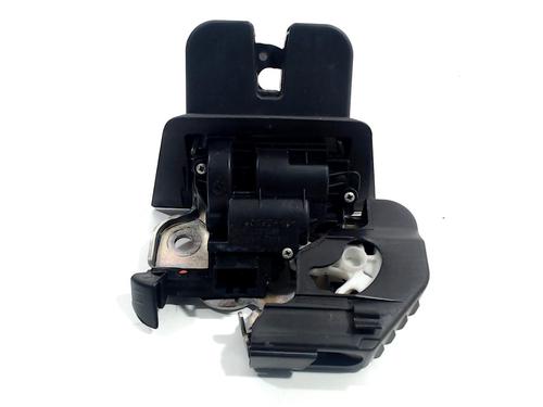 Used Tailgate lock AUDI A4 B8 Avant (8K5) 2.0 TDI (120 hp) 13204479