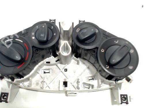 Used Climate control Climate control 9493940 9493940