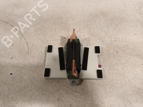 Used Antenna/Base BMW 3 (G20, G80, G28) 330 e Plug-in-Hybrid xDrive (292 hp) 26725460