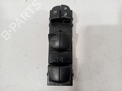 Used Switch NISSAN JUKE (F15) 1.6 (117 hp) 26883830