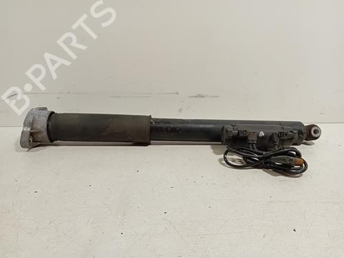 Right rear shock absorber MERCEDES-BENZ C-CLASS (W205) C 350 e (205.047) | BP21072014M19 