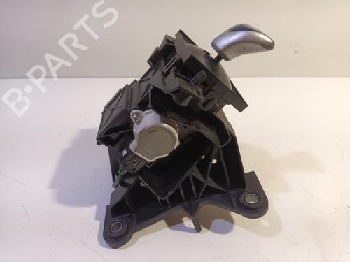Gear lever TOYOTA AURIS (_E15_) 1.8 Hybrid (ZWE150_, ZWE150R) | BP17117687M90 