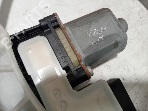 Rear left window mechanism VW T-ROC (A11, D11) 1.0 TSI | BP37606324C24 - Image 2