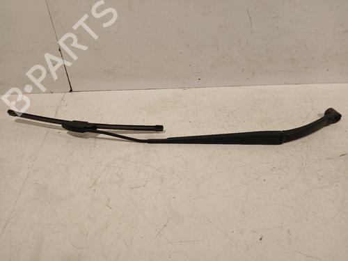 Used Front windshield wiper arm Front windshield wiper arm 29333679 29333679