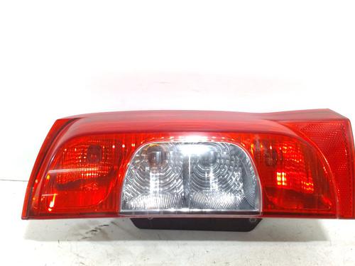 Used Right taillight Right taillight 10572243 10572243