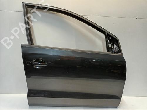 Used Right front door VW POLO V (6R1, 6C1) 1.2 TDI (75 hp) 31028830