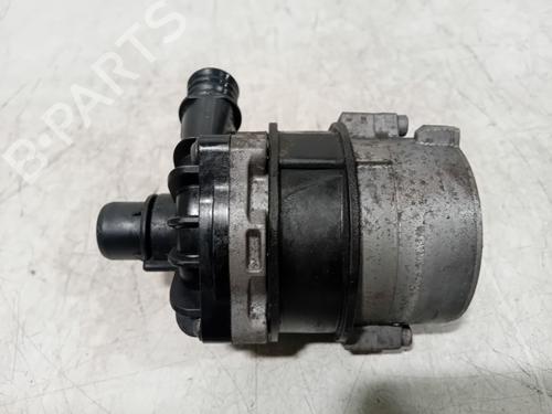 Used Auxiliary water pump Auxiliary water pump VOLVO V60 I (155) D6 Hybrid AWD (280 hp) 35788857 35788857