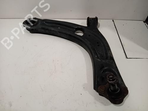 Used Right front suspension arm SEAT ATECA (KH7, KHP) 1.5 TSI (150 hp) 32232435