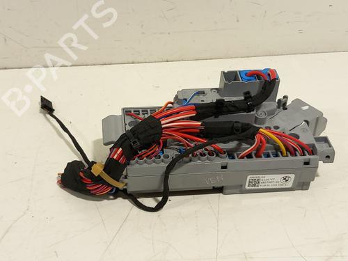 Used Fuse box BMW 3 (G20, G80, G28) 320 e Plug-in-Hybrid (204 hp) 33003590