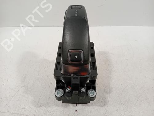 Used Gear lever PEUGEOT 3008 II SUV (MC_, MR_, MJ_, M4_) 1.6 THP 165 (M45GYW, M45GZW, M45GYV) (165 hp) 23123869