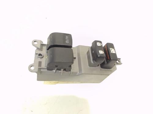 Used Switch TOYOTA YARIS (_P13_) 1.5 Hybrid (NHP130_) (101 hp) 13198309