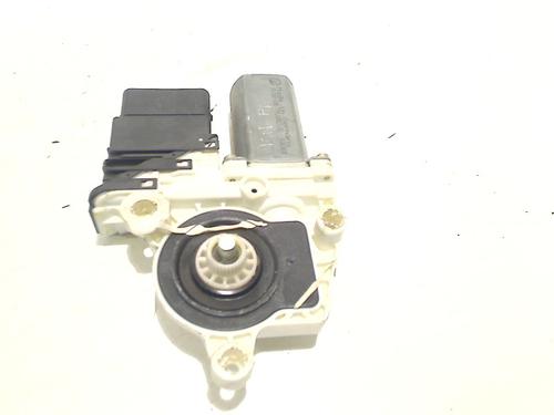 Right front window motor VW GOLF IV (1J1) 1.4 16V | BP3260609E20 