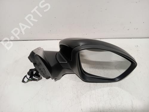 Used Right mirror Right mirror 37696884 37696884