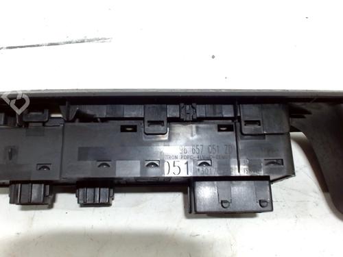 Switch CITROËN C4 II (NC_) 1.6 HDi 110 | BP13208047I30 