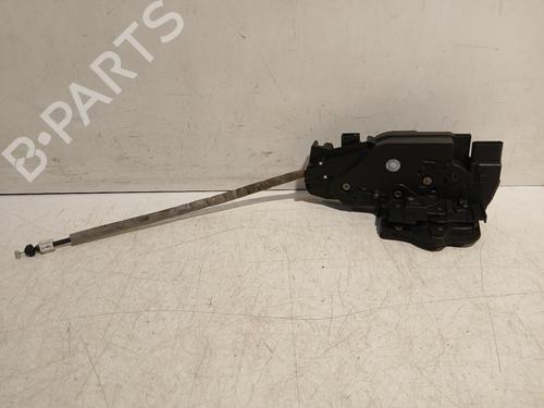 Venstre fortil lås Venstre fortil lås MERCEDES-BENZ CLA (C118) CLA 200 (118.387) (163 hp) 34104004 34104004