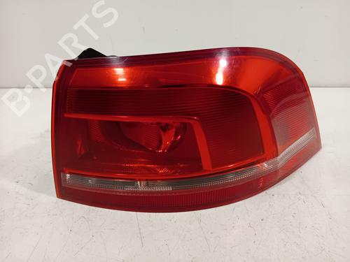 Høyre baklys VW PASSAT B7 Variant (365) 1.4 TSI (122 hp) 28516565