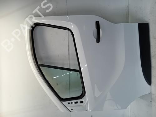 Used Left front door RENAULT TRAFIC III Van (FG_) 1.6 dCi 95 (FGMJ, FGMR) (95 hp) 28718191