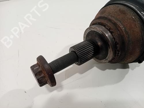Left front driveshaft SKODA SUPERB II Estate (3T5) 2.0 TDI 16V | BP30152692M38