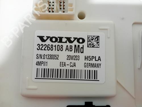 Fuse box VOLVO XC40 (536) T4 | BP24135992E1 