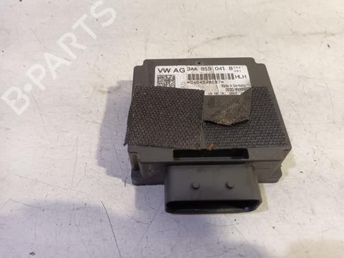 Used Control unit Control unit 15805943 15805943