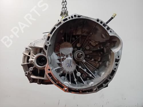 gearbox-renault-trafic-iii-van-fg_-2014-30831388 main image