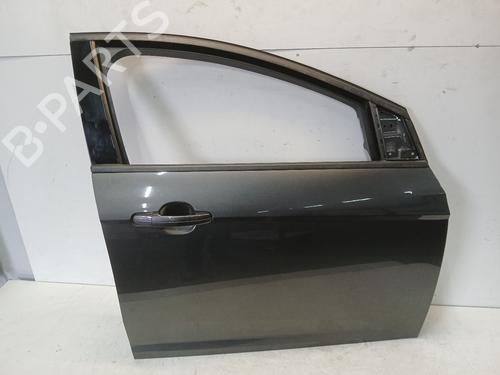 Used Right front door Right front door 37799277 37799277