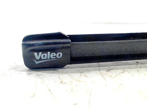 Used Front windshield wiper arm FIAT 500 (312_) 1.2 (312AXA1A) (69 hp) 13204216