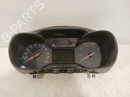 Used Instrument cluster Instrument cluster 37696896 37696896