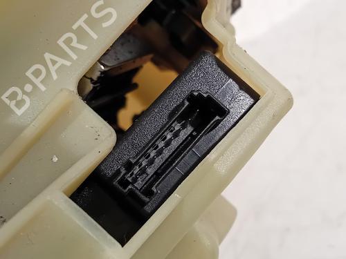 Gear lever MERCEDES-BENZ C-CLASS (W203) C 180 Kompressor (203.046) | BP31147957M90 