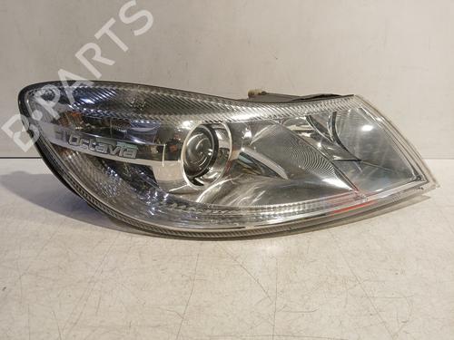Højre forlygte Højre forlygte SKODA OCTAVIA II Combi (1Z5) 1.2 TSI (105 hp) 35925074 35925074