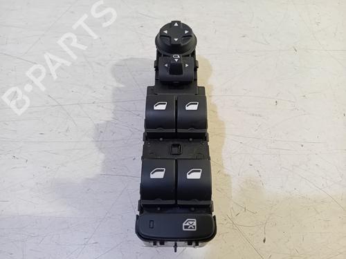 Used Switch PEUGEOT 5008 II (MC_, MJ_, MR_, M4_) 1.2 THP (MRHNYH, MRHNYW, MRHNSJ, MRHNSU, MRHNSM) (131 hp) 23182945