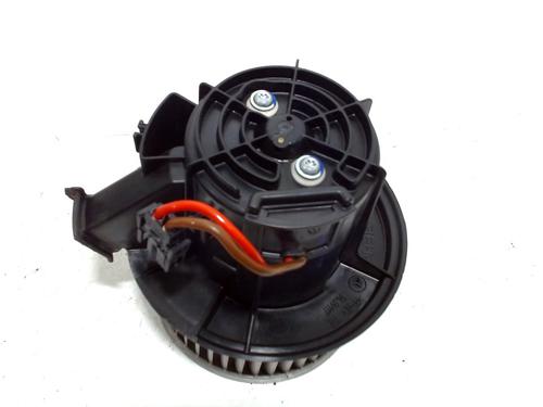 Heater blower motor MERCEDES-BENZ C-CLASS (W204) C 200 Kompressor (204.041) | BP12532960M62 
