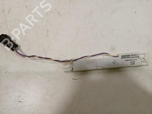 Antenne/Base Antenne/Base RENAULT TALISMAN Grandtour (KP_) 1.6 dCi 160 (160 hp) 33748690 33748690