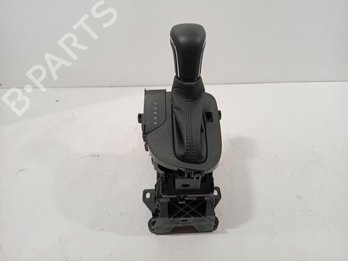 Used Gear lever Gear lever TOYOTA YARIS (_P21_, _PA1_, _PH1_) 1.5 Hybrid (MXPH10, MXPH11) (116 hp) 28605681 28605681