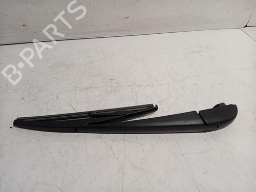 rear-windshield-wiper-arm-toyota-yaris-_p21_-_pa1_-_ph1_-2020-32702533 main image