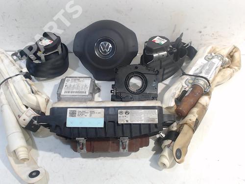 Used Airbag Kit Airbag Kit VW GOLF VI (5K1) 1.2 TSI (105 hp) 10670286 10670286